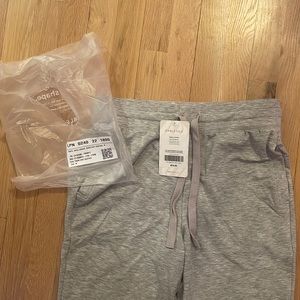 Fabletics!! Brand new